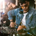 DJ